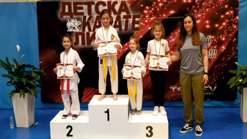 Детска карате лига 2022 София - печели сребърен медал