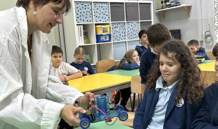 Науката в действие: среща на учениците с д-р Миглена Славова