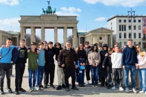 Ученици от ЧПГ „Образователни технологии“ на изнесено обучение по немски език в Берлин